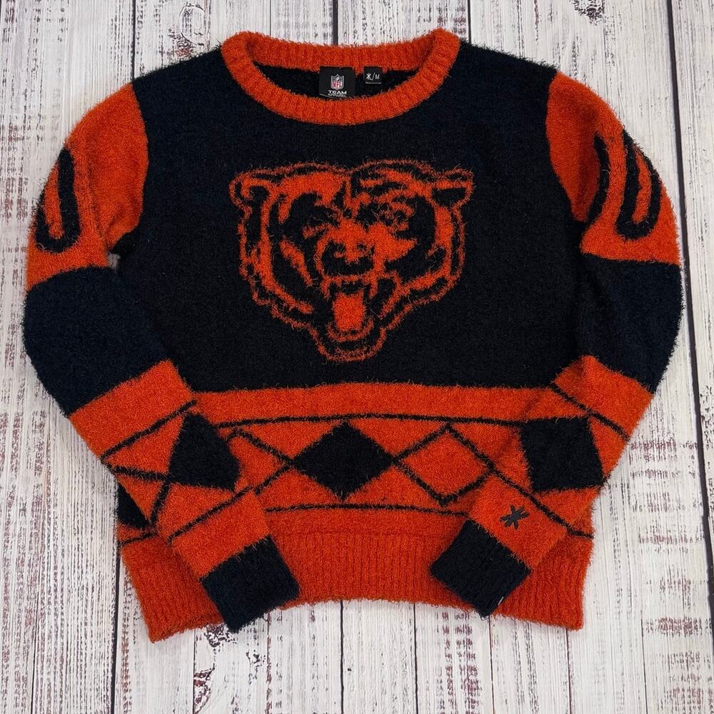NFL Chicago Bears Fuzzy Crew Neck Sweater